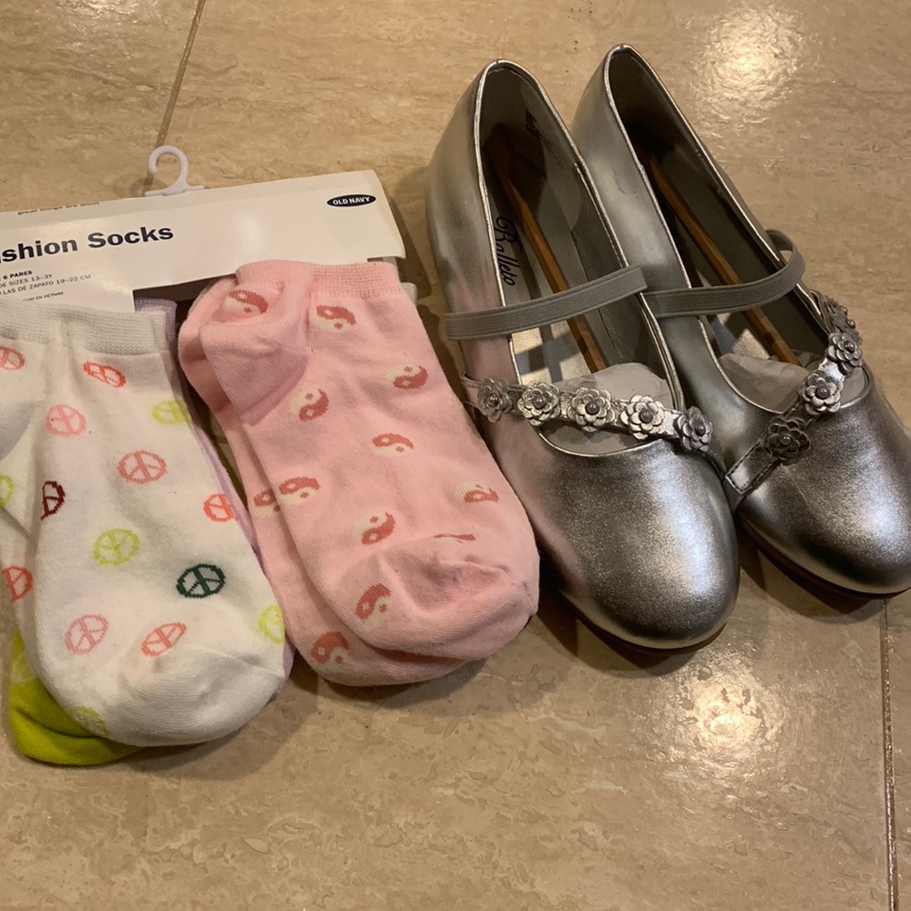 Balleto Shoes and 6 pack of socks